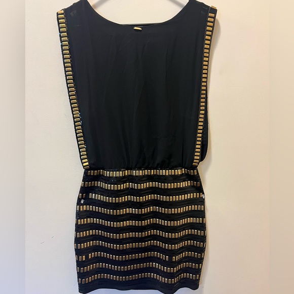 Bebe - Picture 2 of 2